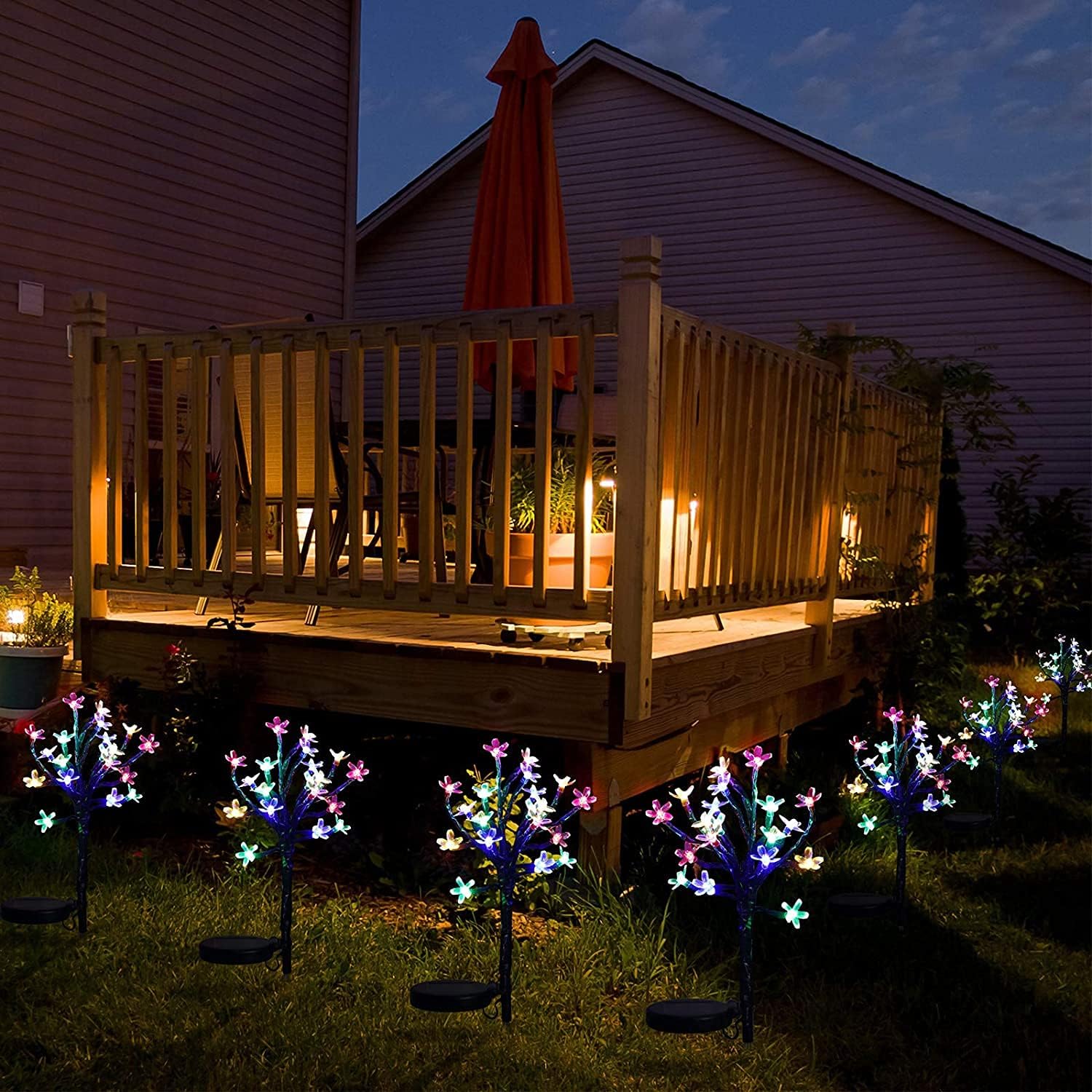 Arbre solaire coloré et étanche pour allée, patio, cour et terrasse