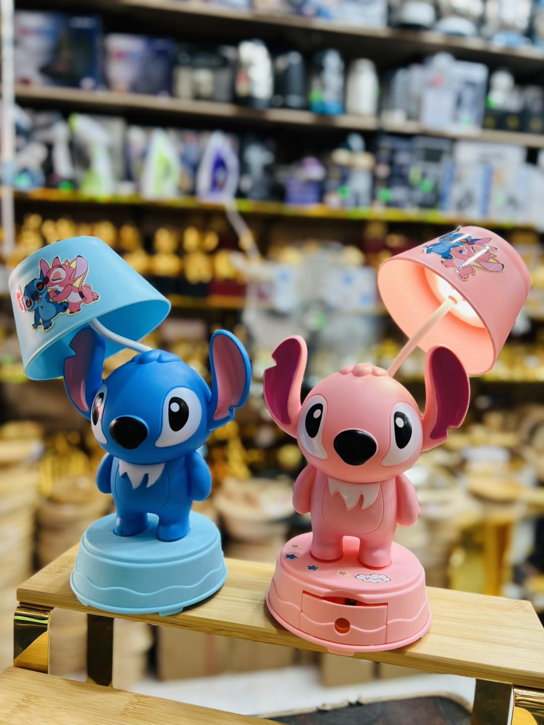 Mini Lamp de Bureau Pour Enfants motif Stitch